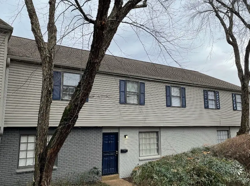 Twin Oaks Apartments